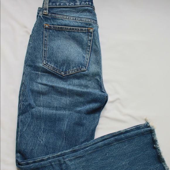 Abercrombie & Fitch Mom jeans, size 25 or 0 regular. - Picture 5 of 5